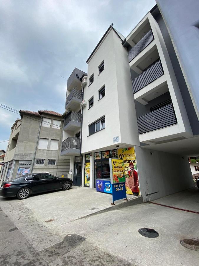 Dom Apartmani Крагуєваць Екстер'єр фото